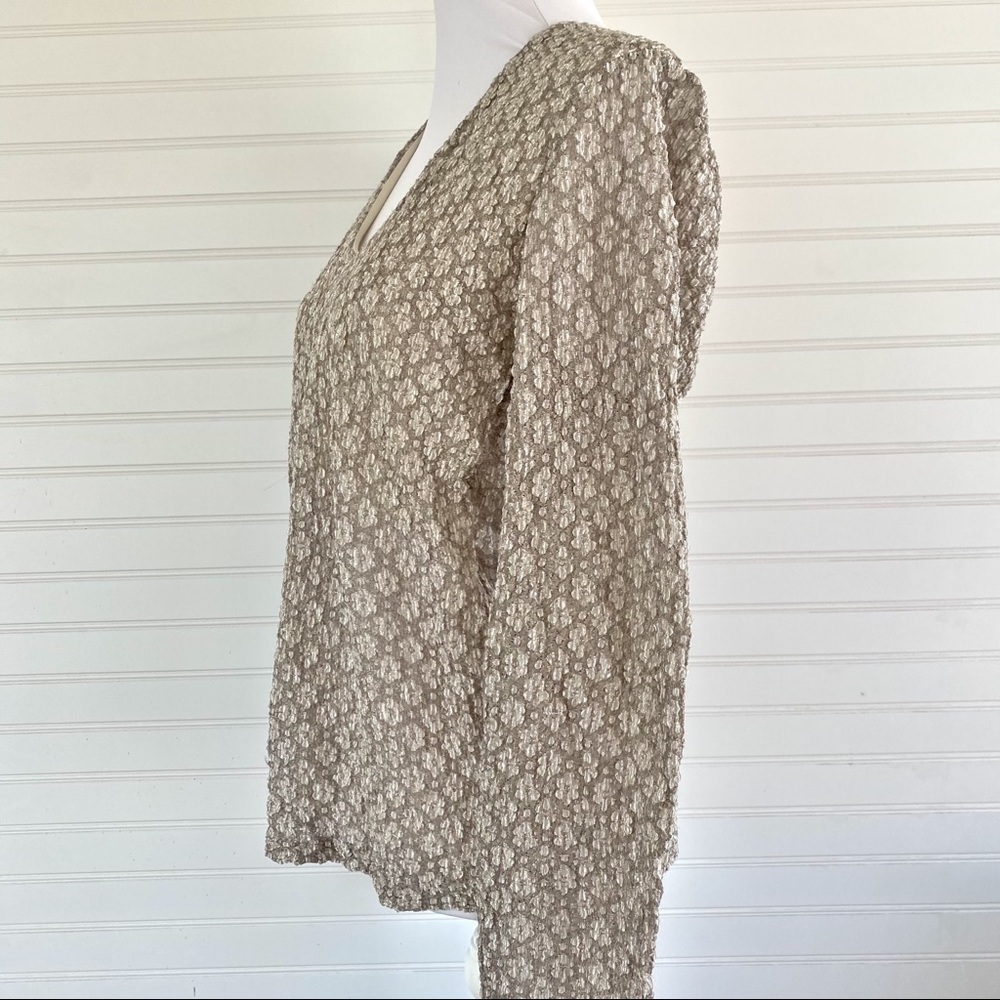 White House Black Market Blouse Size Large - Picture 2 of 10